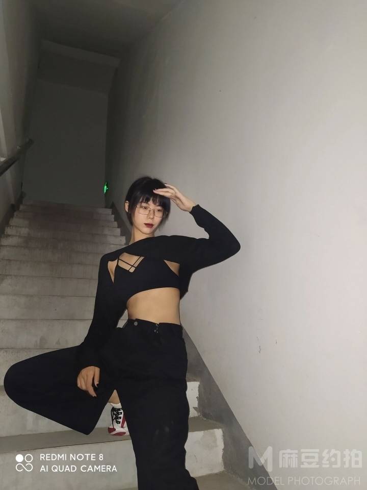 暗黑模特