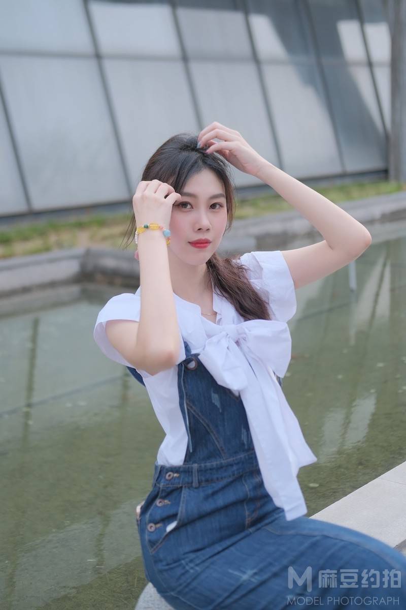 清新模特