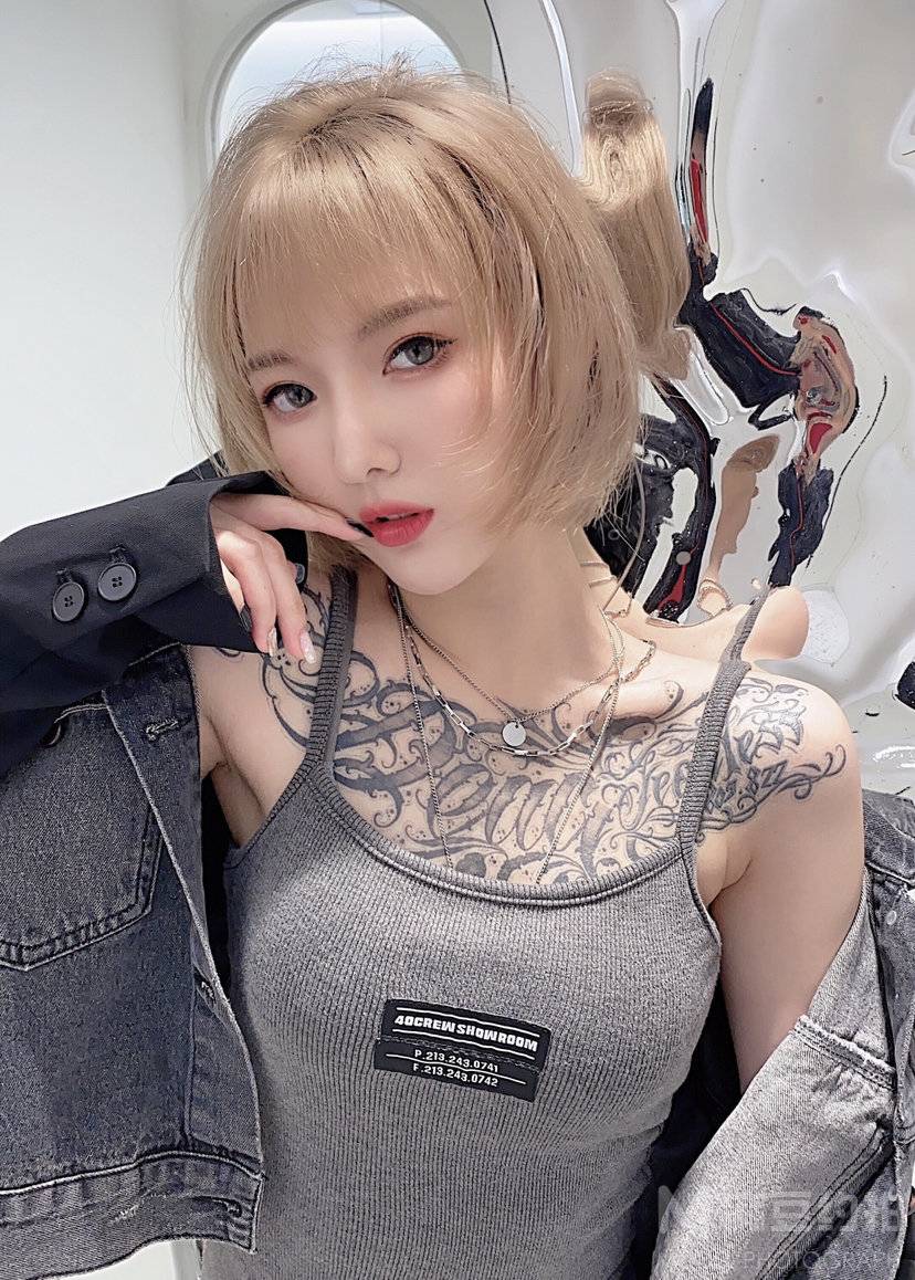 暗黑模特