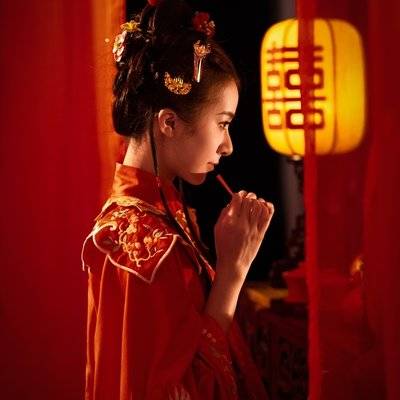 情绪模特
