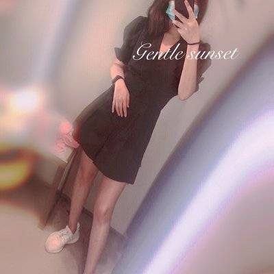 黑白模特