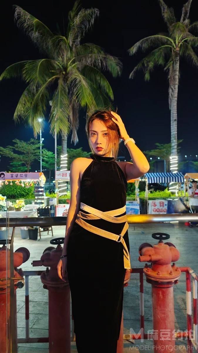 夜景模特