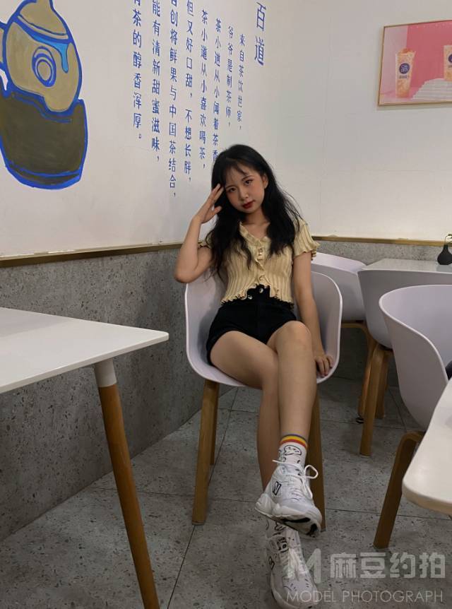 校园模特