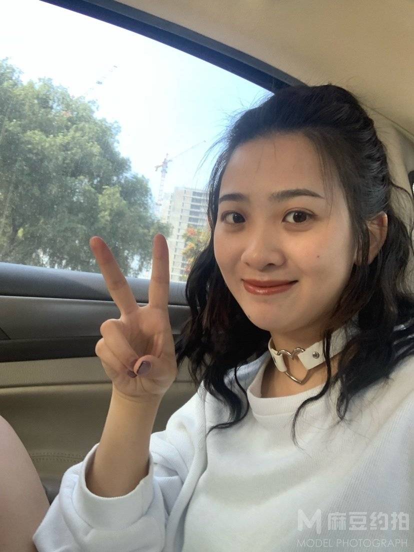 纪实模特