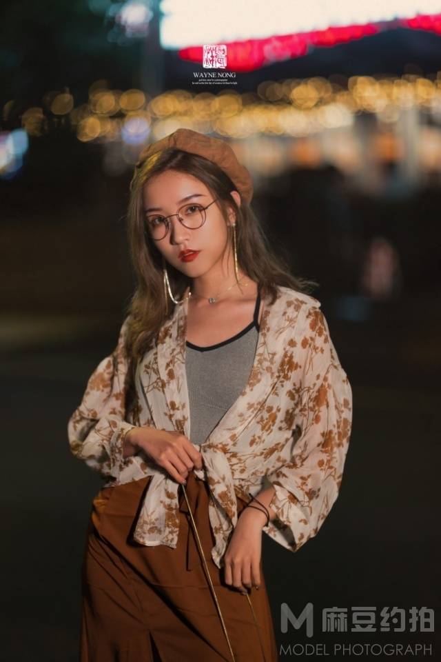 夜景模特
