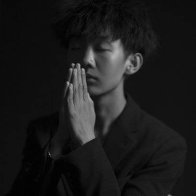 黑白模特