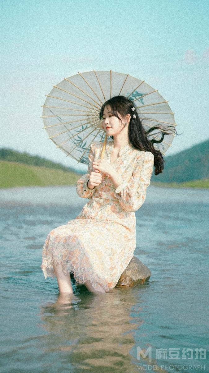 清新模特