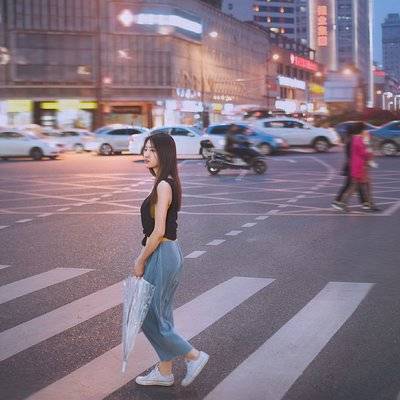 夜景模特