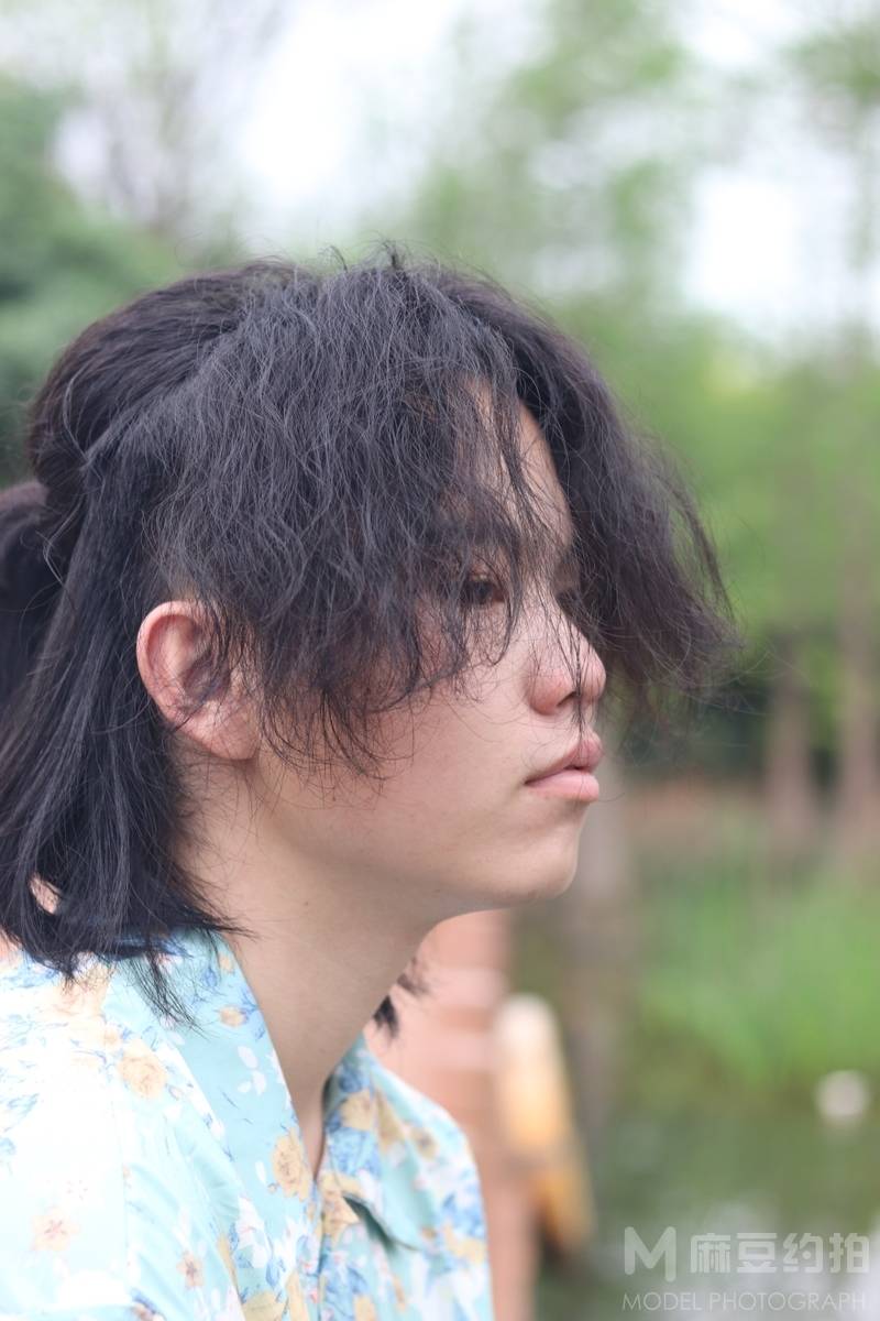 黑白模特