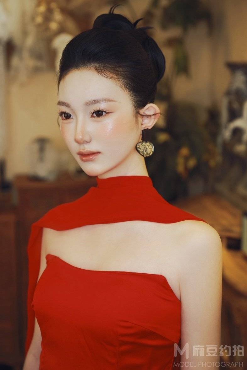 妆容模特