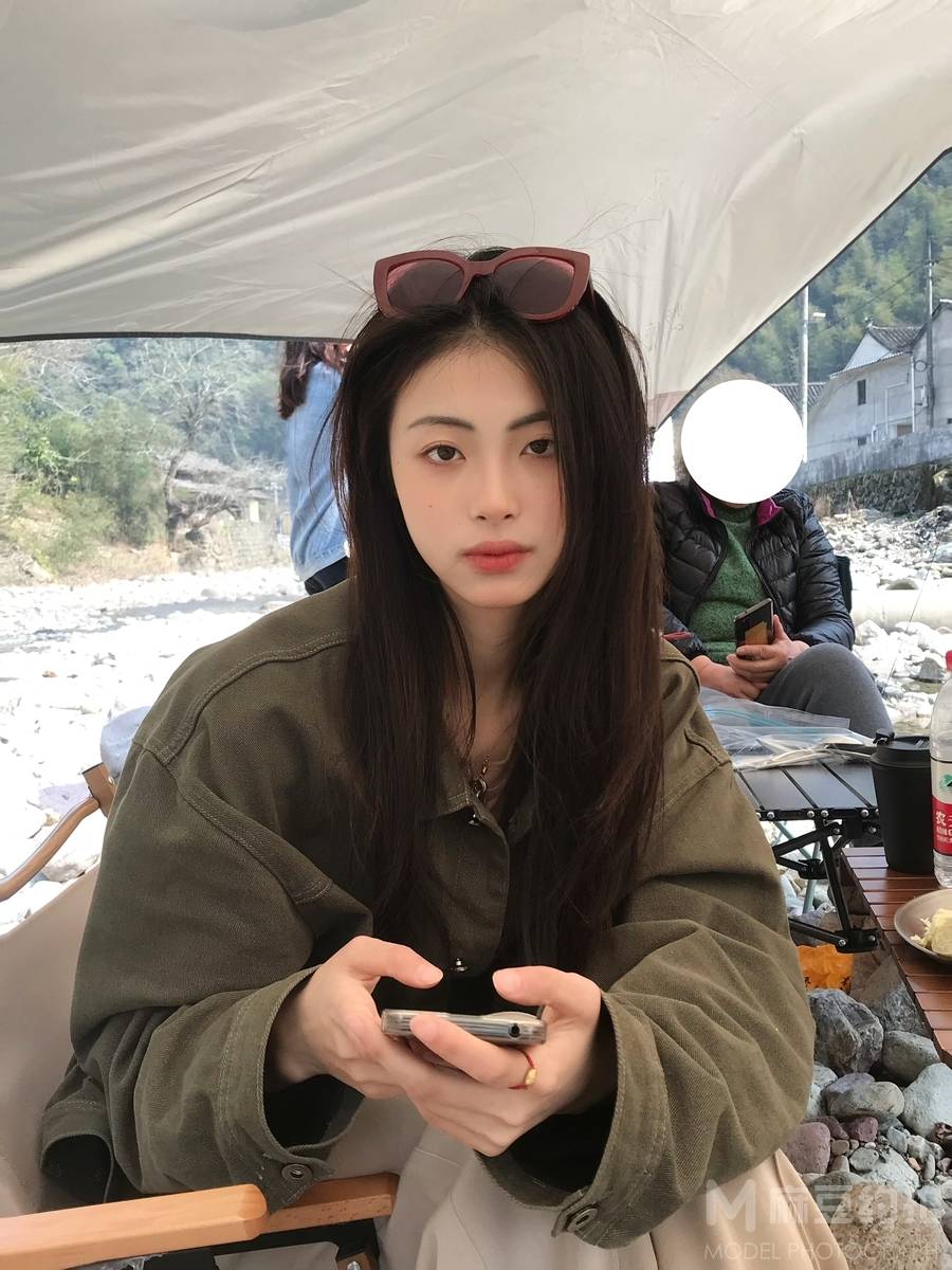 胶片模特