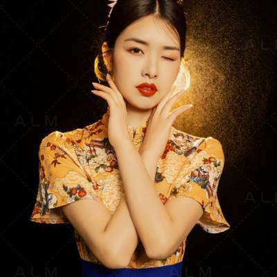 情绪模特