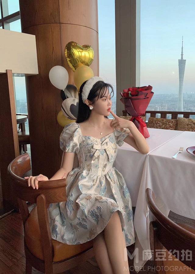 少女模特