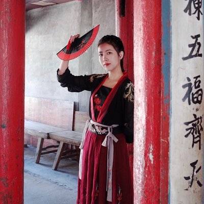 汉服模特