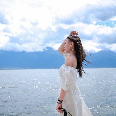 黑白模特