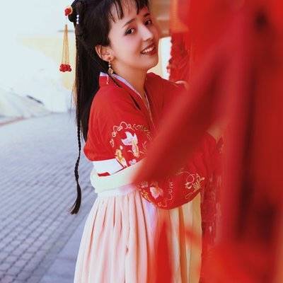 汉服模特