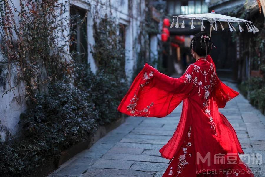 汉服模特