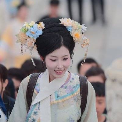 汉服模特