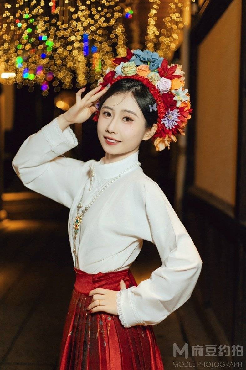 汉服模特