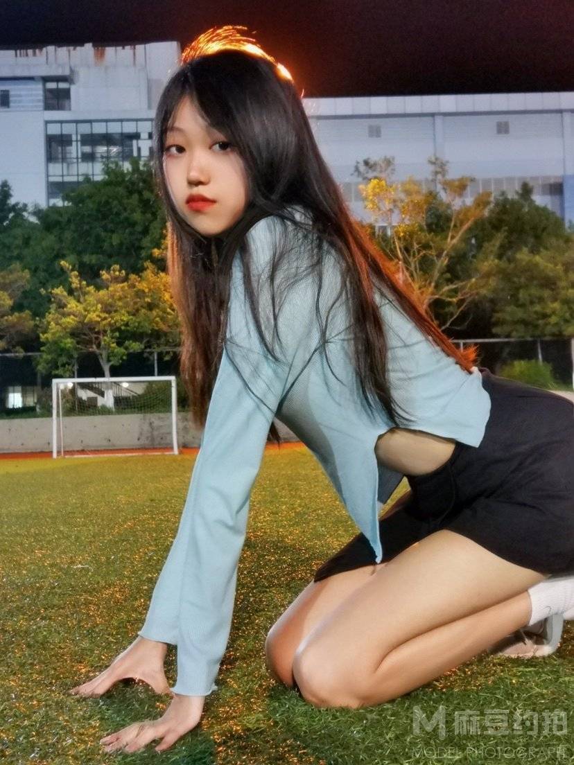 校园模特