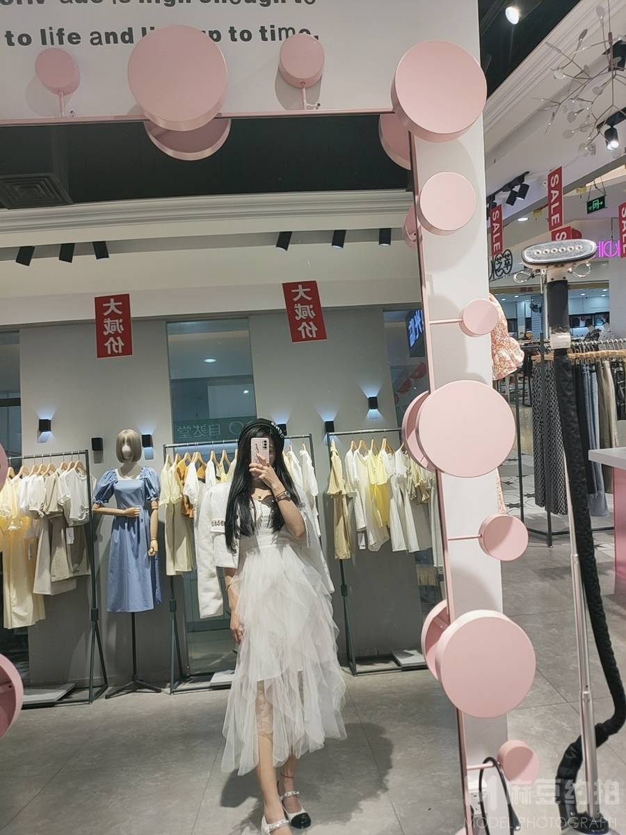 清新模特
