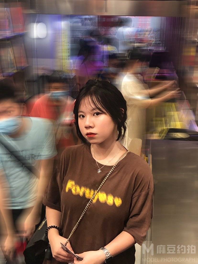 妆容模特
