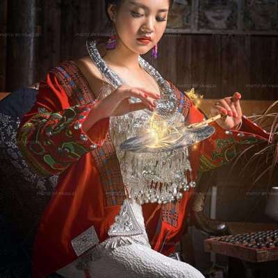 汉服模特