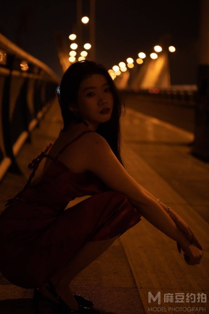 夜景模特