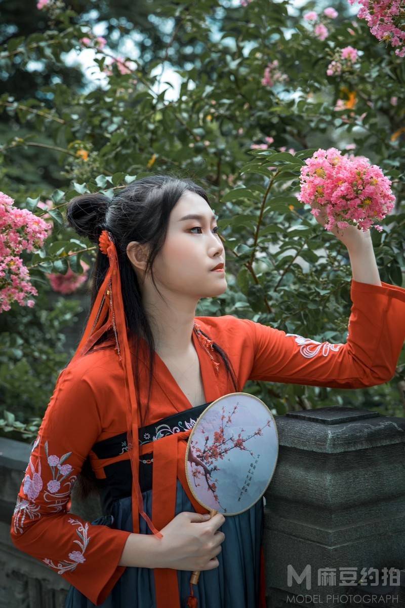 汉服模特