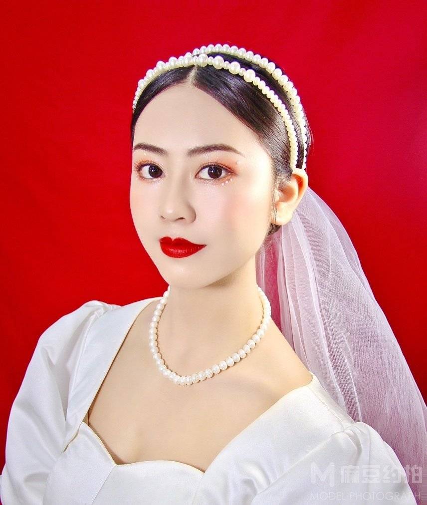 妆容模特