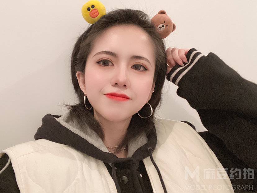 妆容模特