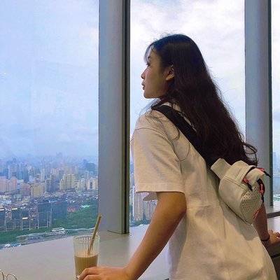 黑白模特