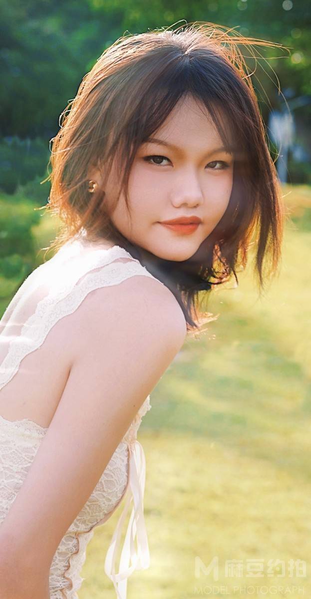 胶片模特