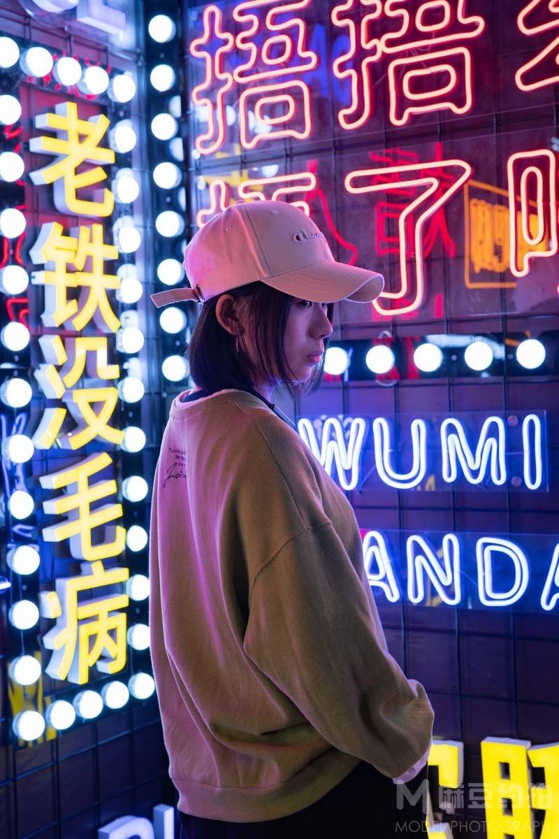 校园模特