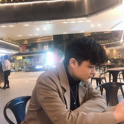 黑白模特