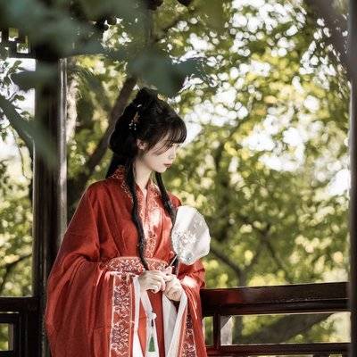 汉服模特