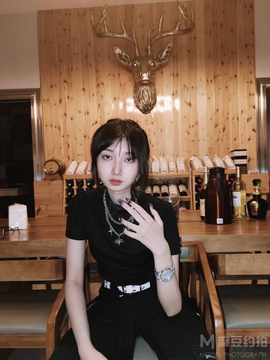 暗黑模特