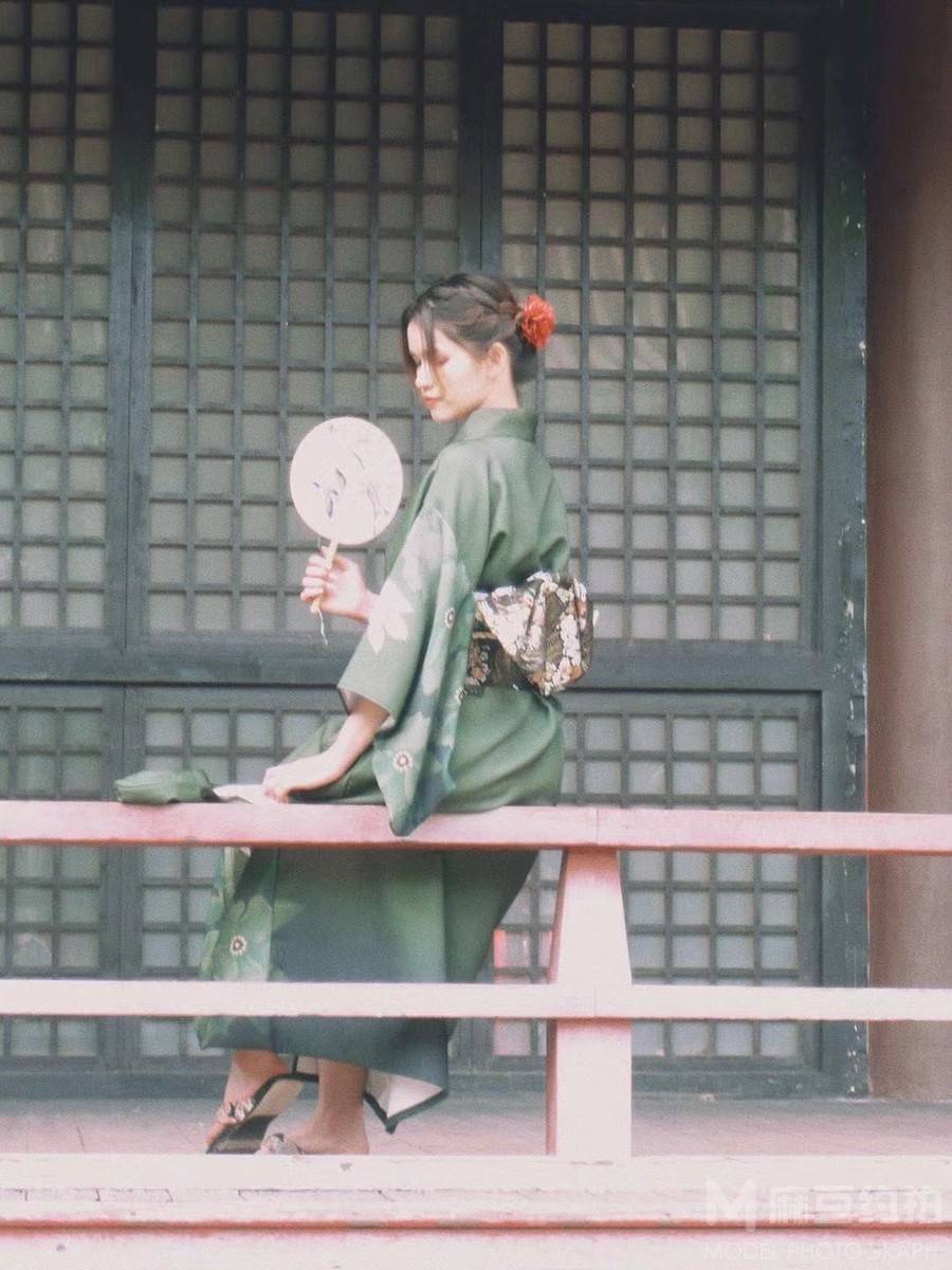 民国模特