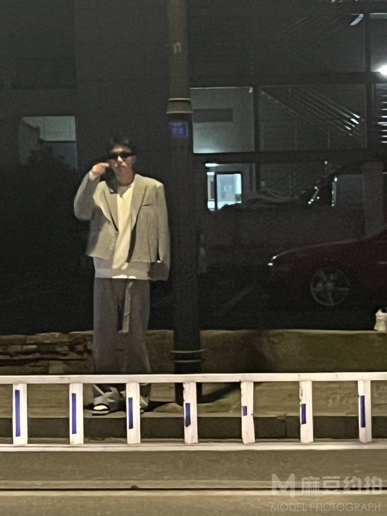 胶片模特