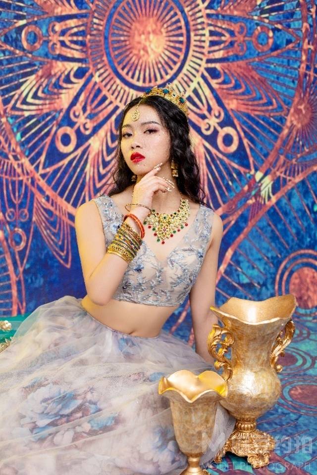 妆容模特