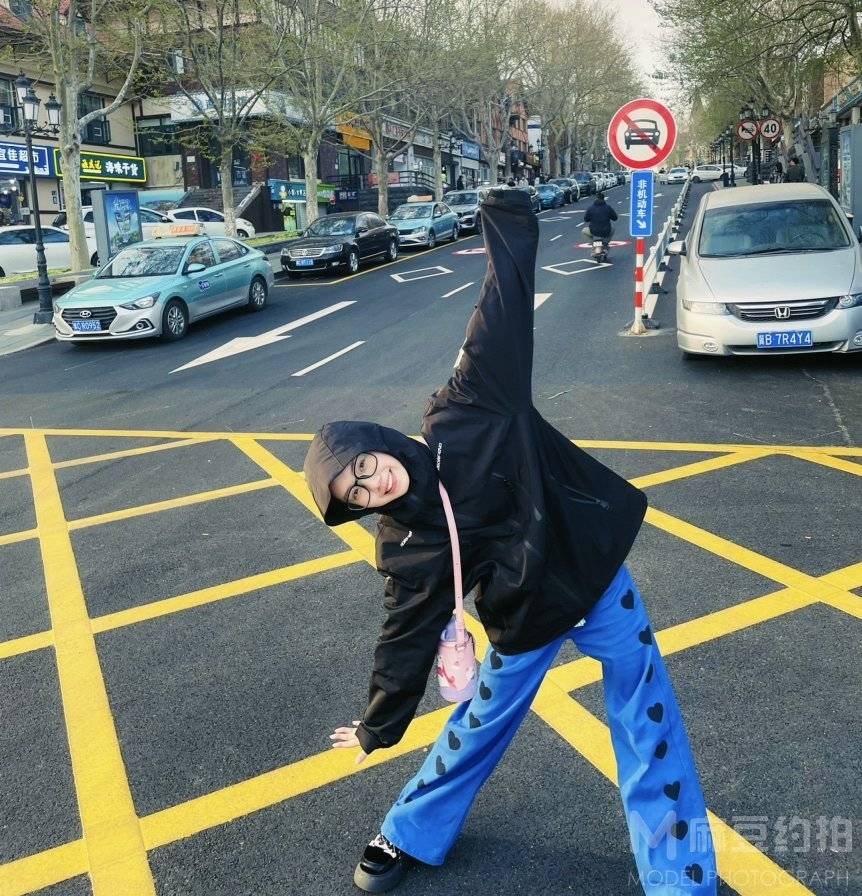 清新模特
