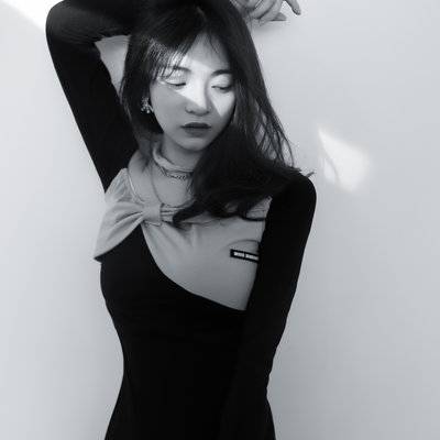 黑白模特