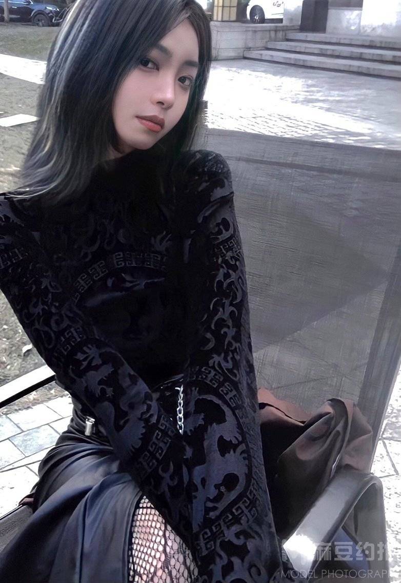 暗黑模特