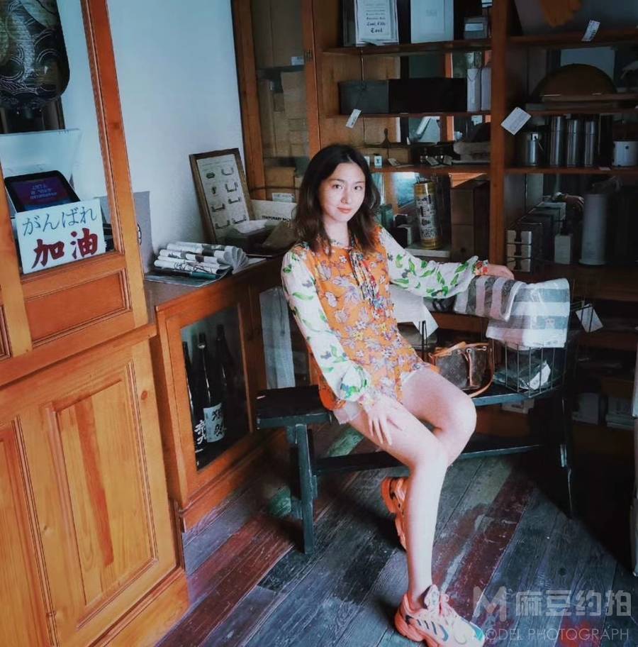 胶片模特