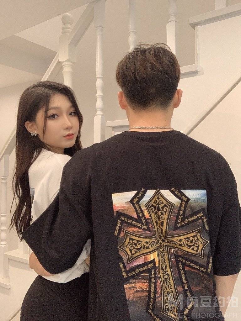 情侣模特