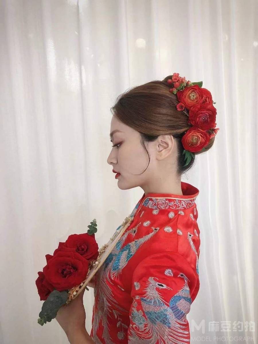 妆容模特