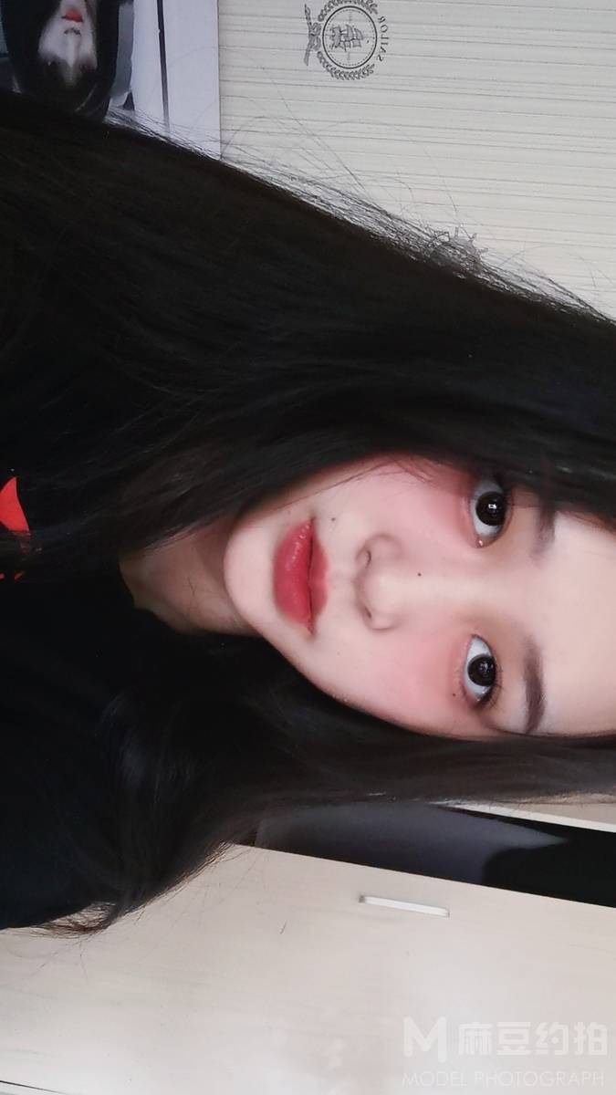 纪实模特