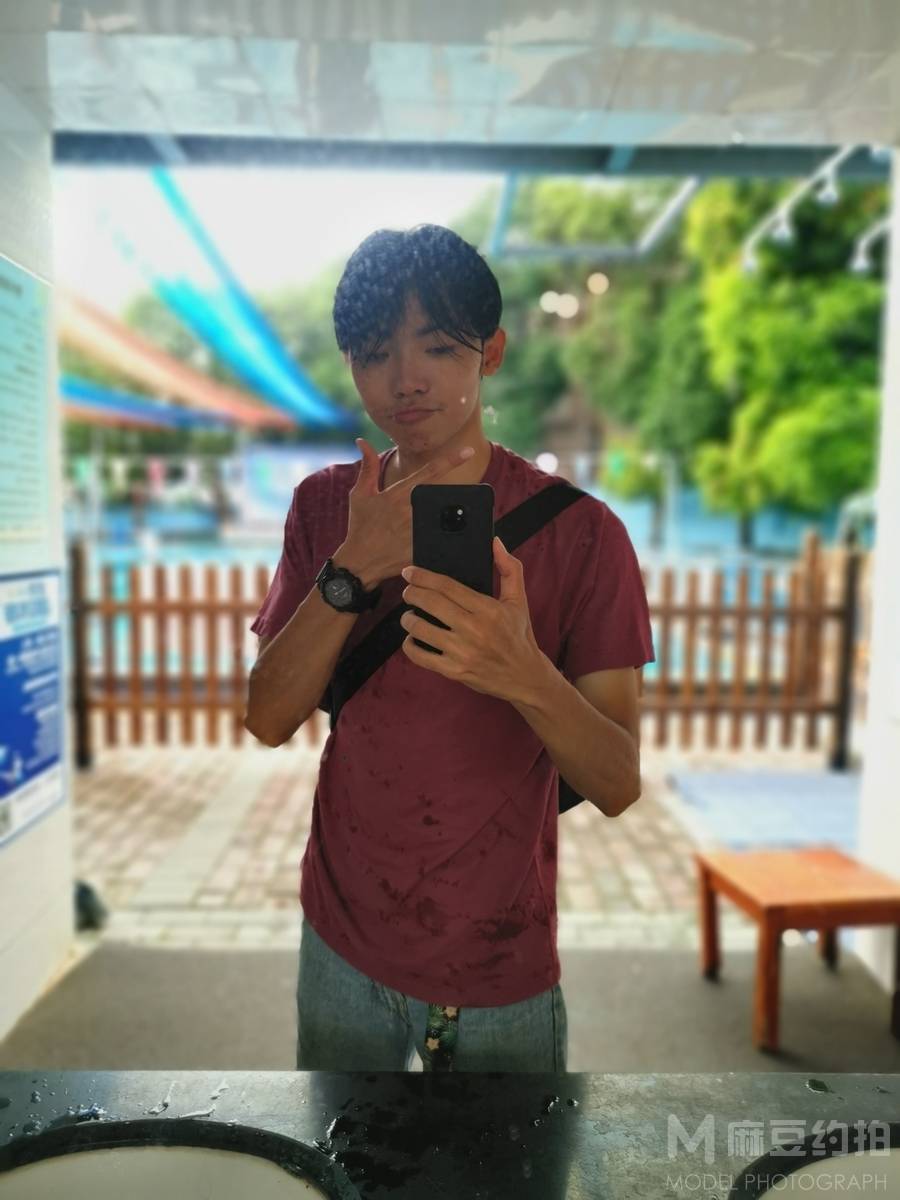 清新模特