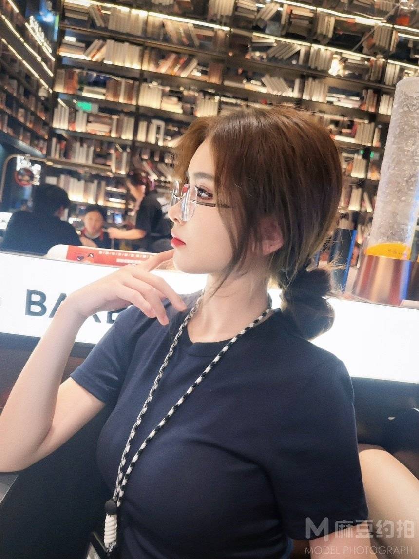 纪实模特