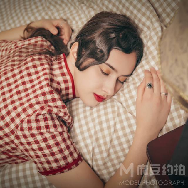 情侣模特